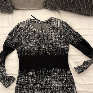 Bodycon black and white Ombré Sweater dress, size M